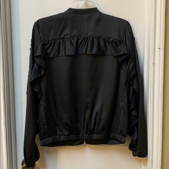 Lulumari jacket - Picture 2 of 4